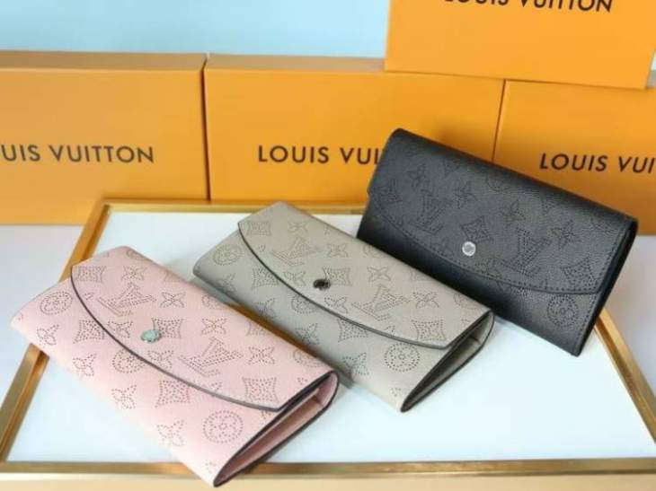 Picture of Louis Vuitton Wallets _SKUfw203559867fw